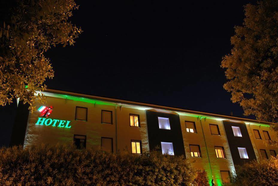 Grand Hotel Italiano بينيفنتو المظهر الخارجي الصورة